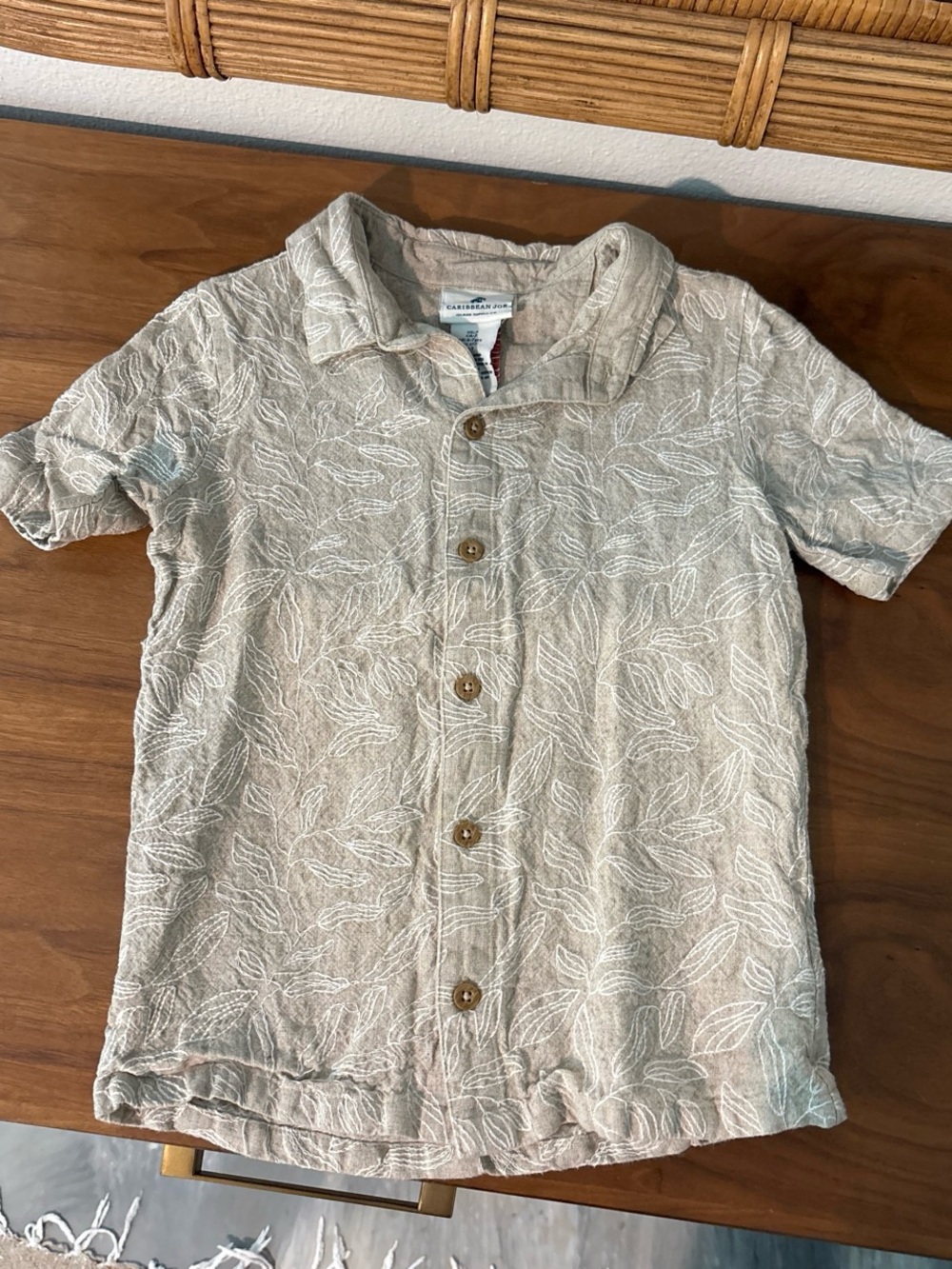 Boys size 7 Caribbean Joe Beige Leaf-Print Button-Down Shirt